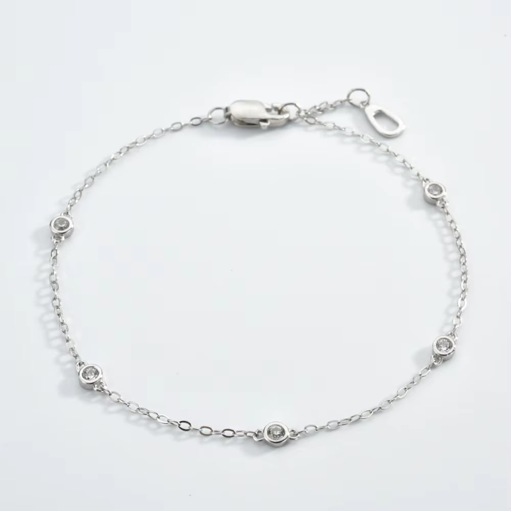 Cosmic Halo Bezel Classic Cubic Zirconia Bracelet Silver