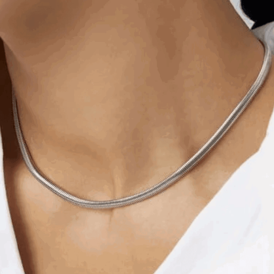 Sleek Snake Chain Necklace – Timeless Elegance & Versatility
