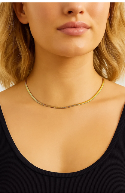 Snake Chain Necklace – Sleek and Timeless Elegance
