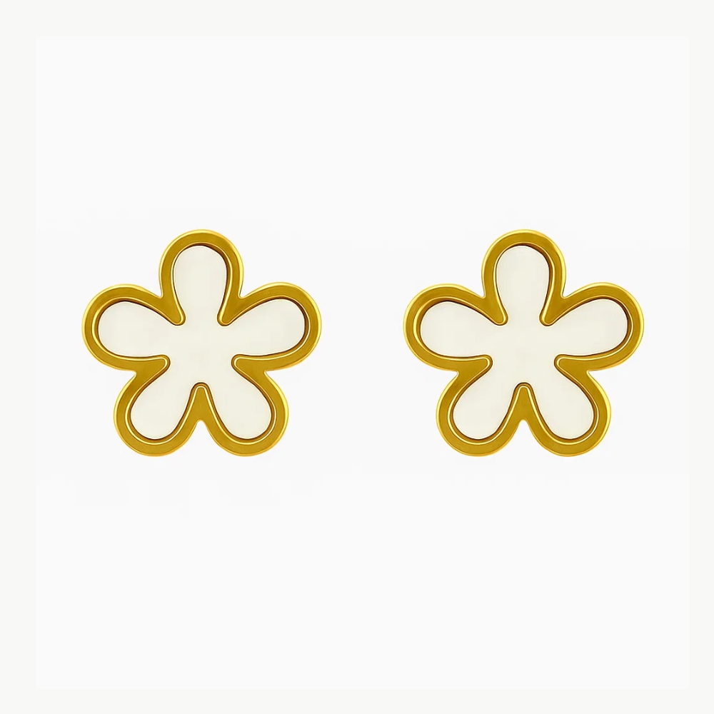 Daisy Bloom Seashell Stud Earrings