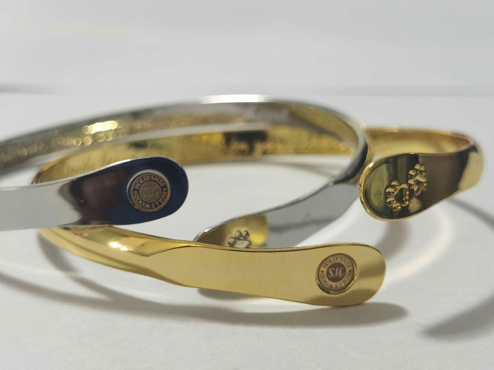 Furry Friends Bracelets, Engraved Furiends leave paw print in your heart- Paw Prints ( Furry Friends) Dog Bracelets, Cat Bracelets ,Pet Bracelets