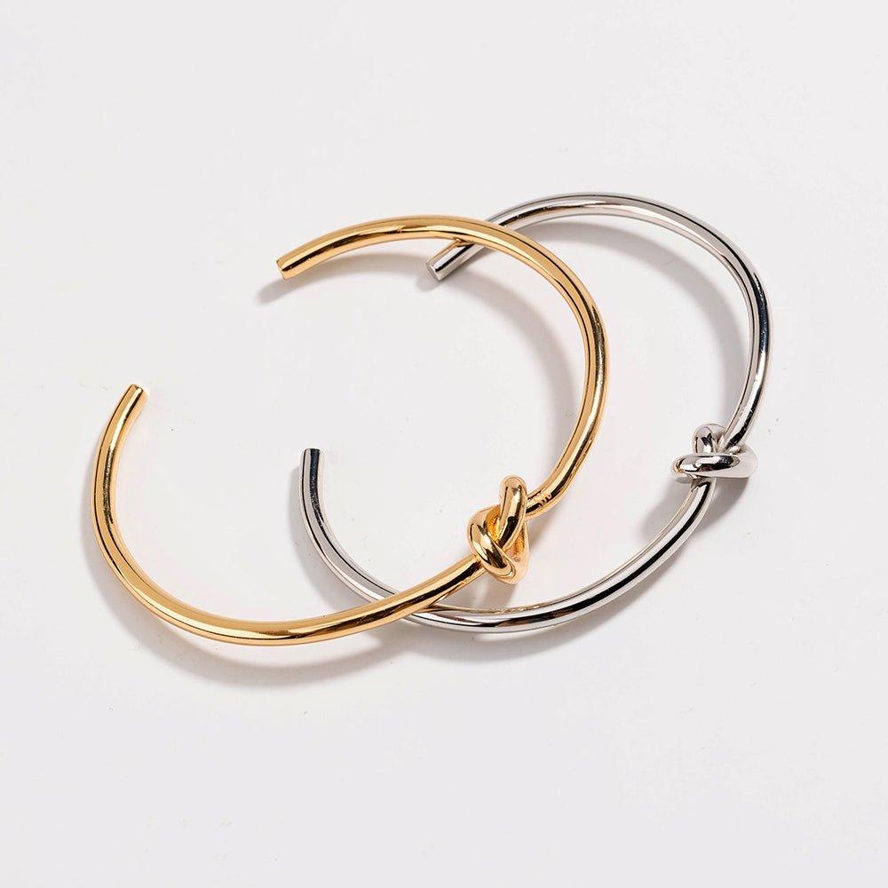 Dainty Love Knot Bracelet