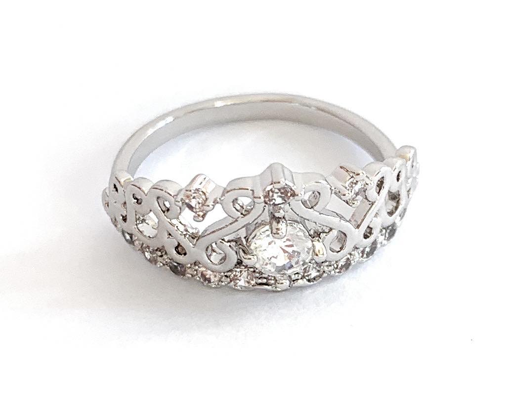 Princess Crown Ring with Cubic Zirconia Stones-Hollywood Sensation®