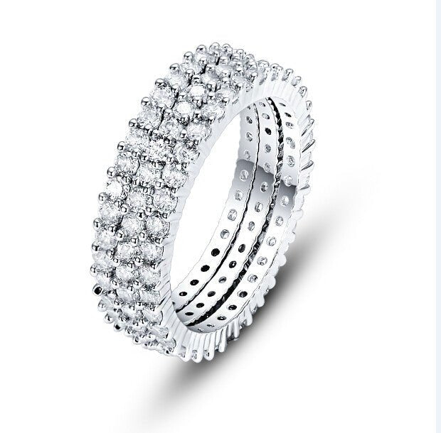 Forever Crystal Ring for Women - Hollywood Sensation®