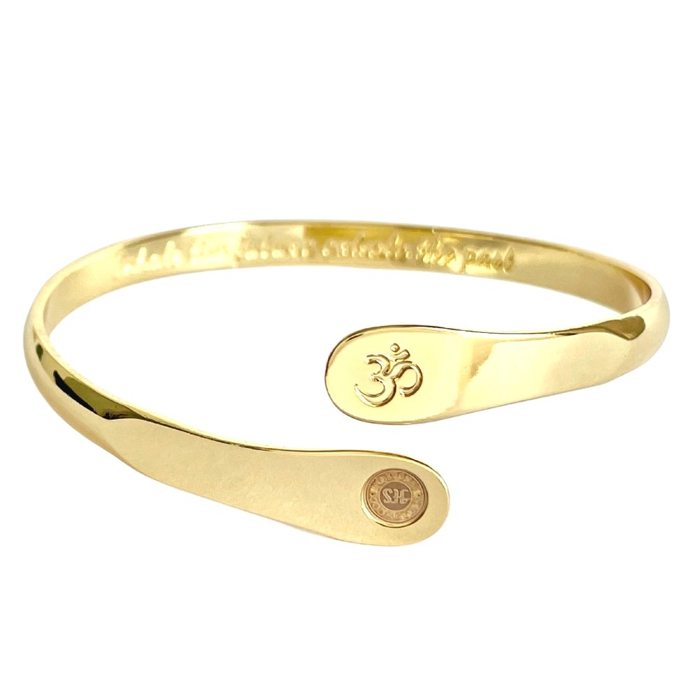 22kt Gold Om Bar Baby Bracelet | Raj Jewels