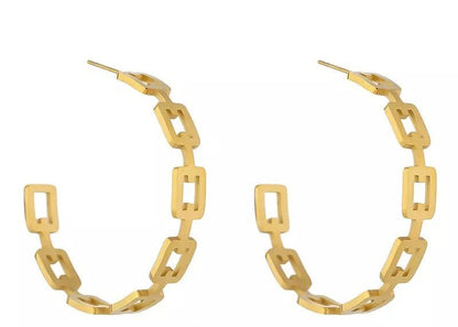 Large Gold Hoop Earrings - Hollywood Sensation®